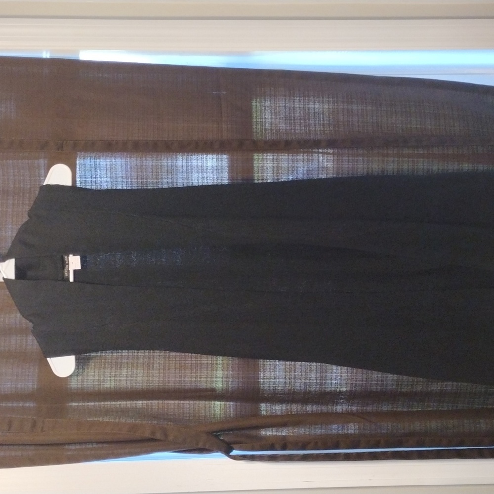 Hayden Park kimono/ robe with belt